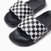 Marca:
                    
                        
                            Vans
                        
                    
            
                    Ojota   Vans  Checker M La Costa Slide-On